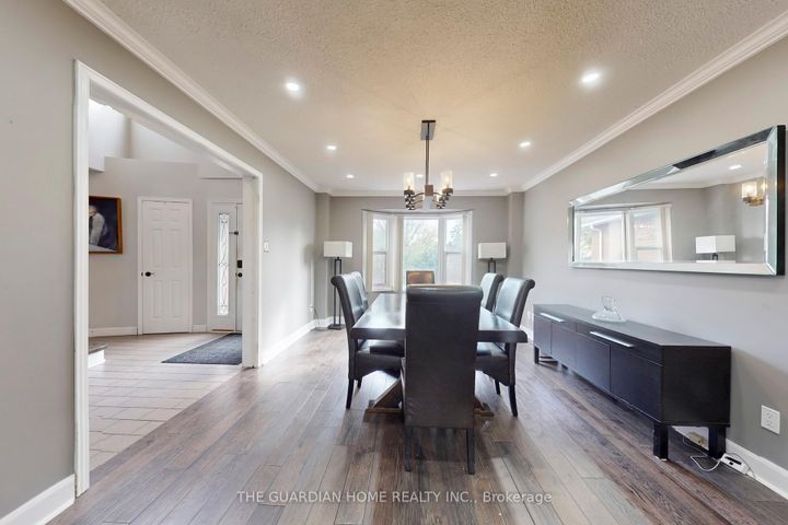 Photo 7 at 622 Aspen Road, Amberlea, Pickering