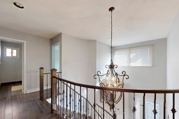 Photo 22 at 622 Aspen Road, Amberlea, Pickering