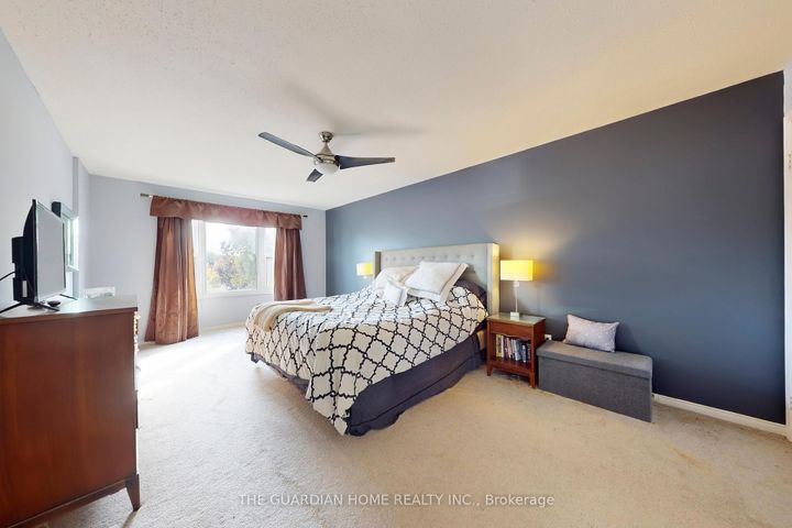 Photo 24 at 622 Aspen Road, Amberlea, Pickering