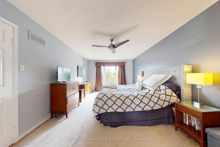 Photo 26 at 622 Aspen Road, Amberlea, Pickering