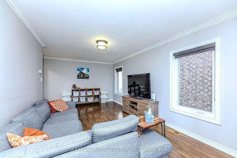 Photo 6 at 72 Beaverbrook Crescent, Rural Vaughan, Vaughan