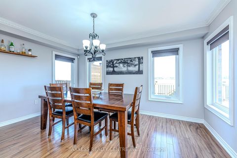 Photo 7 at 72 Beaverbrook Crescent, Rural Vaughan, Vaughan