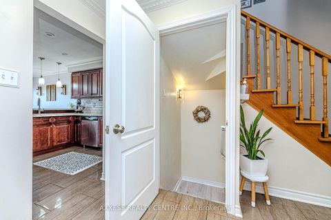 Photo 24 at 72 Beaverbrook Crescent, Rural Vaughan, Vaughan