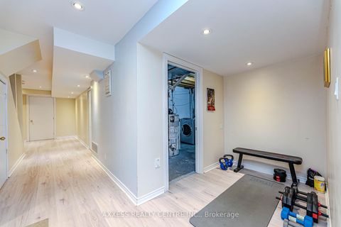 Photo 25 at 72 Beaverbrook Crescent, Rural Vaughan, Vaughan