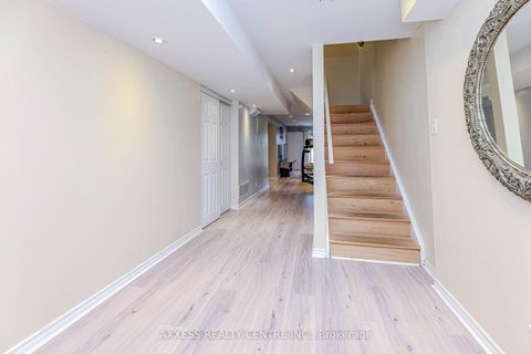 Photo 43 at 72 Beaverbrook Crescent, Rural Vaughan, Vaughan