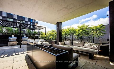 Photo 2 at 911 - 30 Tretti Way, Clanton Park, Toronto