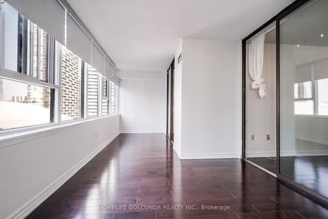 Photo 10 at 1606 - 45 Carlton Street, Yonge Corridor, Toronto Photo 10 at 1606 - 45 Carlton Street, Yonge Corridor, Toronto