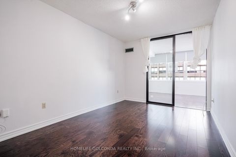 Photo 12 at 1606 - 45 Carlton Street, Yonge Corridor, Toronto Photo 12 at 1606 - 45 Carlton Street, Yonge Corridor, Toronto