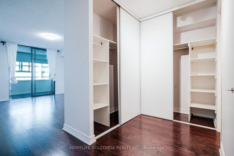 Photo 16 at 1606 - 45 Carlton Street, Yonge Corridor, Toronto Photo 16 at 1606 - 45 Carlton Street, Yonge Corridor, Toronto