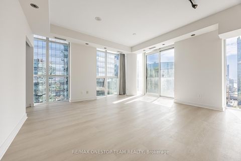 Photo 10 at 2608 - 126 Simcoe Street, Waterfront Communities C1, Toronto