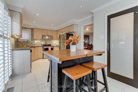 Photo 17 at 290 Clearmeadow Boulevard, Summerhill Estates, Newmarket
