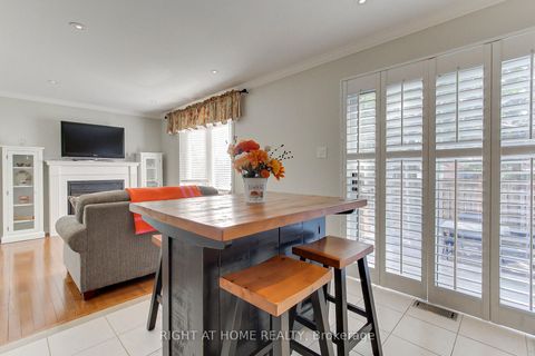 Photo 18 at 290 Clearmeadow Boulevard, Summerhill Estates, Newmarket