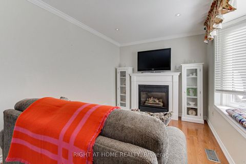 Photo 20 at 290 Clearmeadow Boulevard, Summerhill Estates, Newmarket
