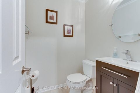 Photo 30 at 290 Clearmeadow Boulevard, Summerhill Estates, Newmarket