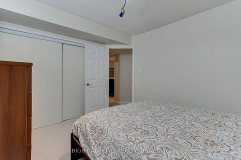 Photo 37 at 290 Clearmeadow Boulevard, Summerhill Estates, Newmarket