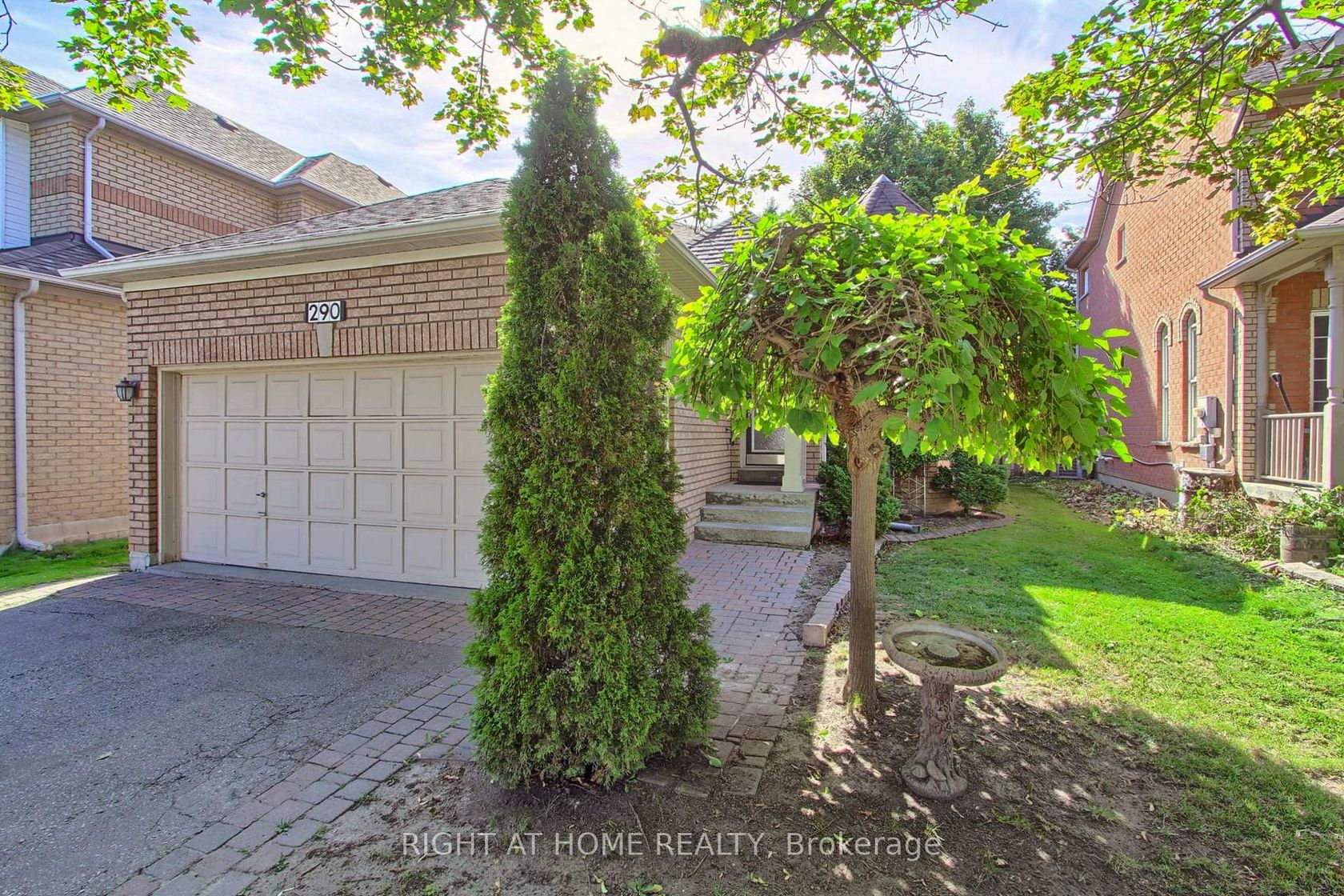 290 Clearmeadow Boulevard, Summerhill Estates, Newmarket photo 6 290 Clearmeadow Boulevard, Summerhill Estates, Newmarket photo 6