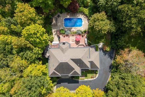 Photo 4 at 226 Forest Ridge Road, Rural Richmond Hill, Richmond Hill