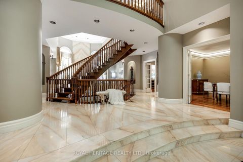 Photo 7 at 226 Forest Ridge Road, Rural Richmond Hill, Richmond Hill