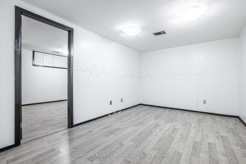 Photo 19 at 192 Combe Avenue, Bathurst Manor, Toronto