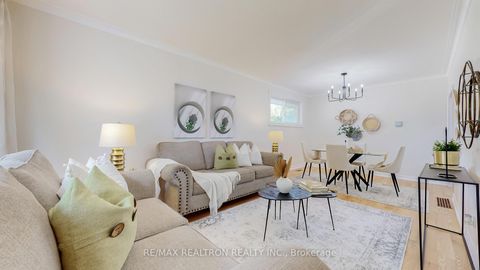Photo 5 at 33 Savarin Street, Eglinton East, Toronto
