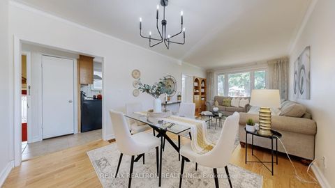 Photo 7 at 33 Savarin Street, Eglinton East, Toronto