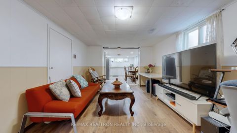 Photo 19 at 33 Savarin Street, Eglinton East, Toronto