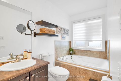 Photo 18 at 399 Lady Nadia Drive, Patterson, Vaughan