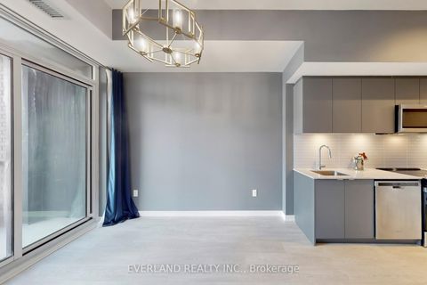Photo 5 at 709E - 8868 Yonge St Street, South Richvale, Richmond Hill