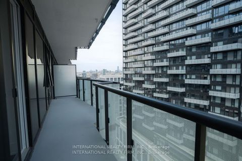 Photo 10 at 1714 - 480 FRONT Street W, Waterfront Communities C1, Toronto