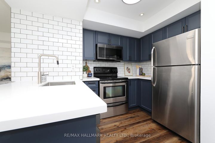 Photo 8 at 1005 - 18 Laidlaw Street, South Parkdale, Toronto