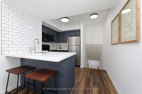 Photo 5 at 1005 - 18 Laidlaw Street, South Parkdale, Toronto