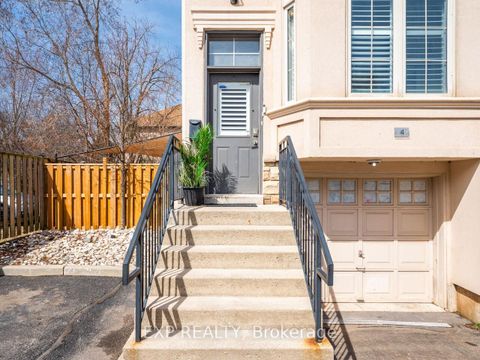 Photo 3 at 4 - 2351 Lakeshore Road W, BR Bronte, Oakville