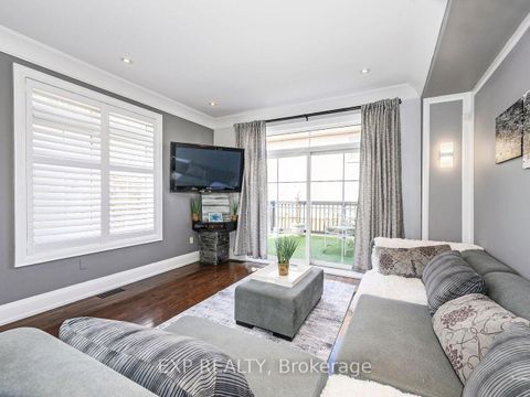 Photo 19 at 4 - 2351 Lakeshore Road W, BR Bronte, Oakville
