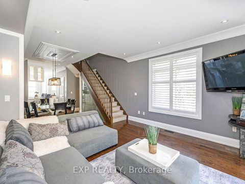 Photo 20 at 4 - 2351 Lakeshore Road W, BR Bronte, Oakville