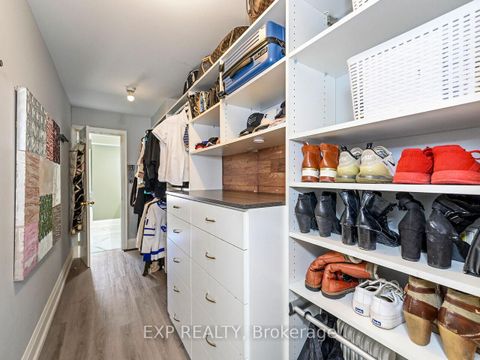 Photo 32 at 4 - 2351 Lakeshore Road W, BR Bronte, Oakville