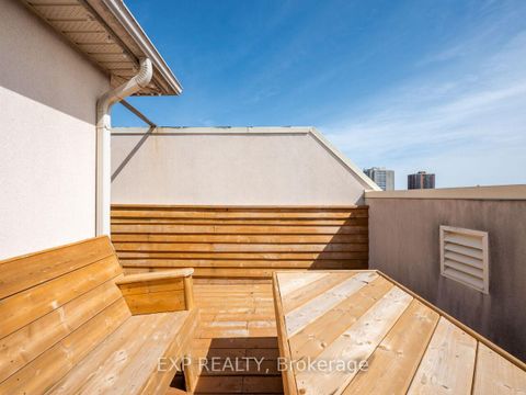 Photo 40 at 4 - 2351 Lakeshore Road W, BR Bronte, Oakville