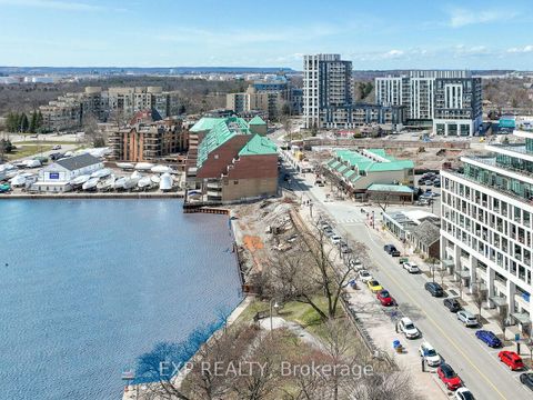 Photo 43 at 4 - 2351 Lakeshore Road W, BR Bronte, Oakville