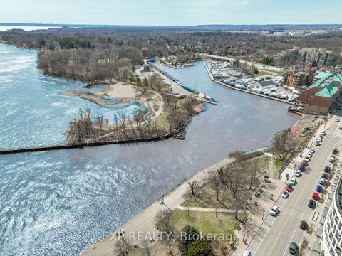 Photo 44 at 4 - 2351 Lakeshore Road W, BR Bronte, Oakville