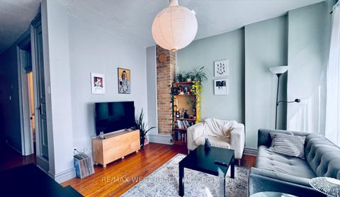 Photo 19 at 88 Montrose Avenue, Bellwoods, Toronto