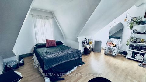 Photo 30 at 88 Montrose Avenue, Bellwoods, Toronto Photo 30 at 88 Montrose Avenue, Bellwoods, Toronto