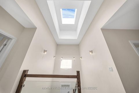 Photo 14 at 736 Hillview Crescent, West Shore, Pickering