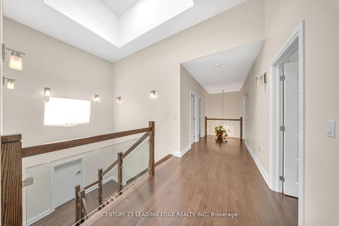 Photo 15 at 736 Hillview Crescent, West Shore, Pickering