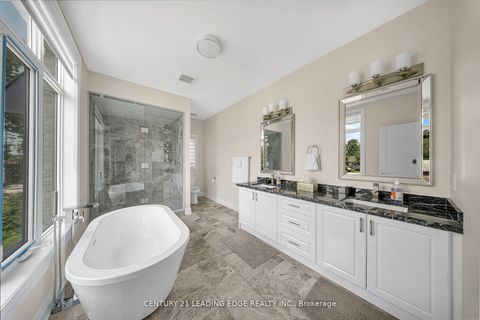 Photo 18 at 736 Hillview Crescent, West Shore, Pickering