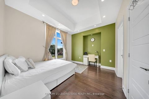 Photo 23 at 736 Hillview Crescent, West Shore, Pickering