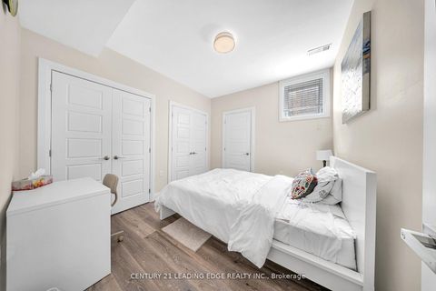 Photo 34 at 736 Hillview Crescent, West Shore, Pickering