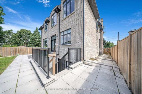 Photo 38 at 736 Hillview Crescent, West Shore, Pickering