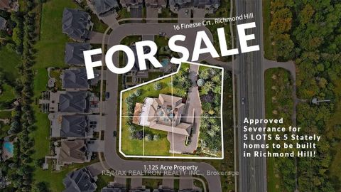 Photo 2 at 16 Finesse Court, Oak Ridges Lake Wilcox, Richmond Hill