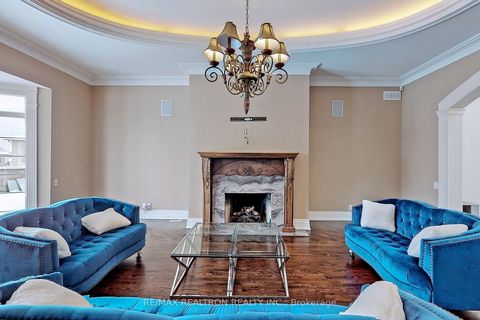 Photo 13 at 16 Finesse Court, Oak Ridges Lake Wilcox, Richmond Hill