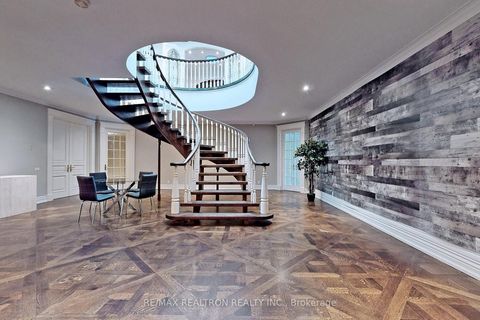 Photo 30 at 16 Finesse Court, Oak Ridges Lake Wilcox, Richmond Hill