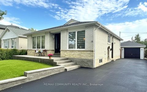 Photo 2 at 15 Strathavon Drive, Jamestown, Toronto